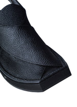 Gharial Premium Kaptaan Chappal- Onyx