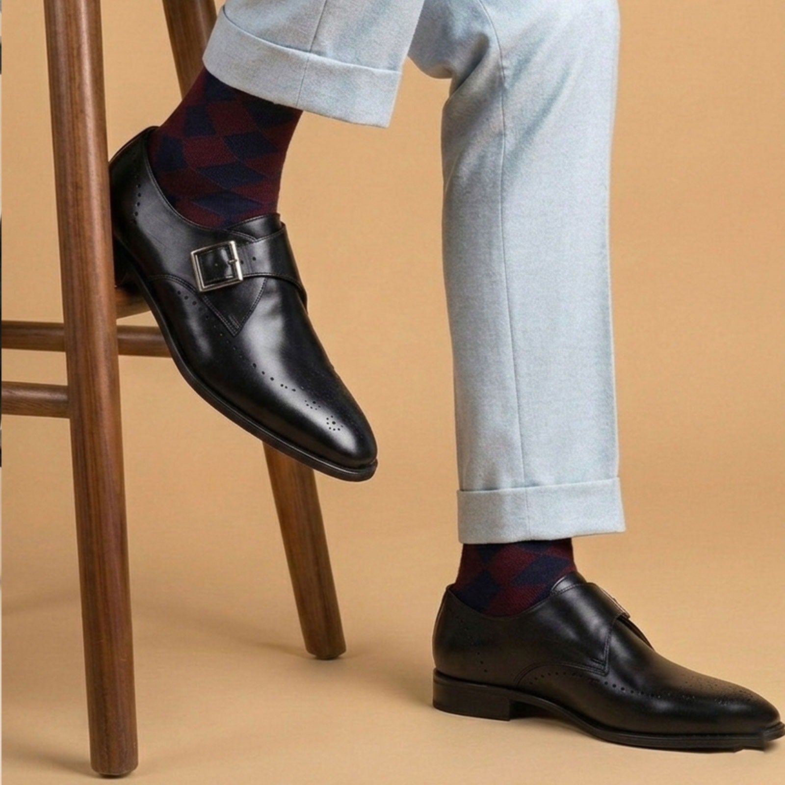 Gharial Regal Monk- Black