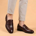 Burgundy Crest